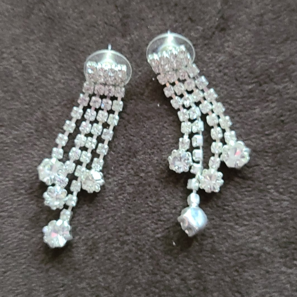 Rhinestone earrings